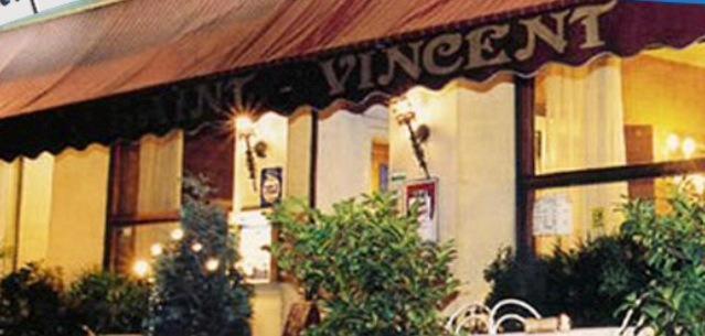 Hotel Saint Vincent Bagneres-de-Bigorre Bagian luar foto